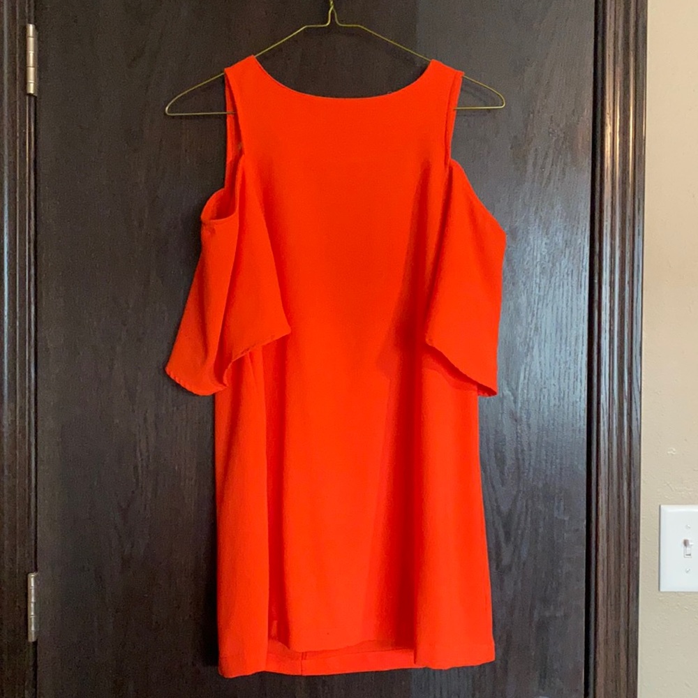 Orange/Red dress with open shoulders. Size small